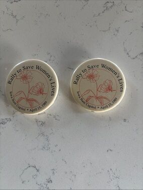 Rally to Save Women's Lives Commemorative Tin - Beige with Red Design